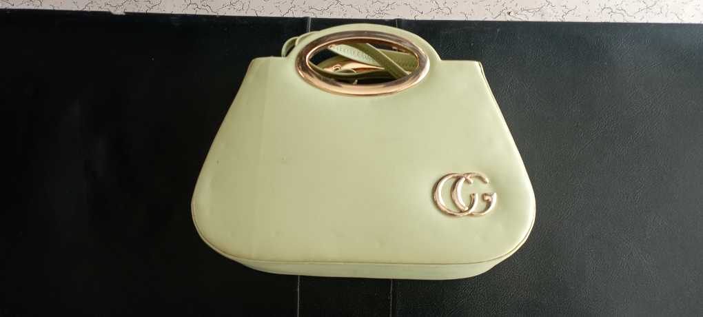Hand bag